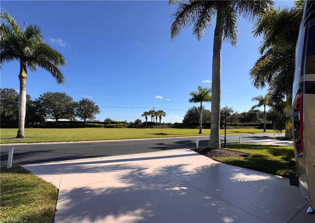 RIVERBEND MOTORCOACH RESORT - Land