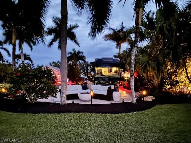 RIVERBEND MOTORCOACH RESORT - Land