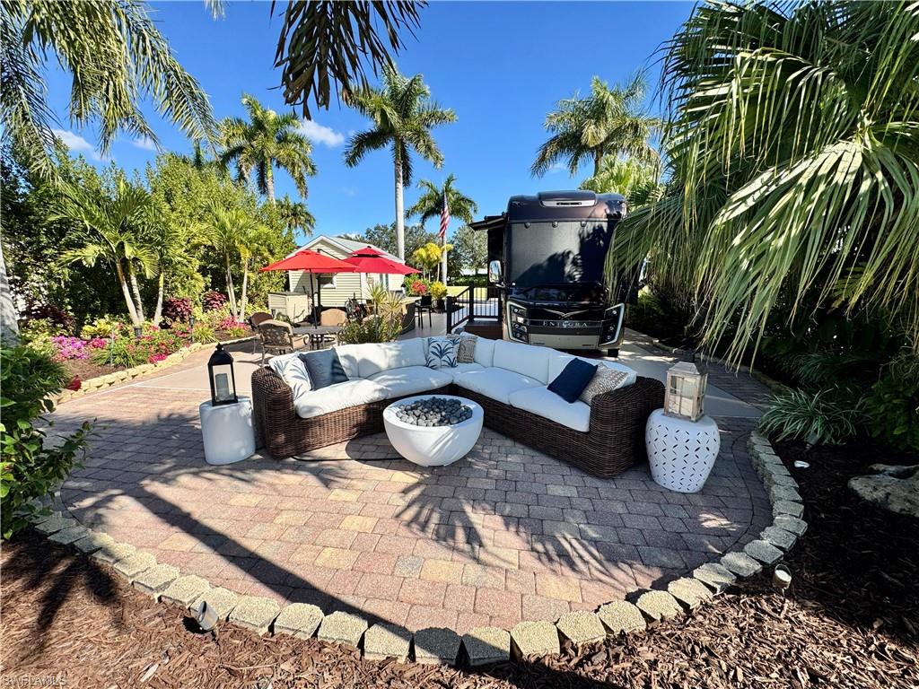 RIVERBEND MOTORCOACH RESORT - Land