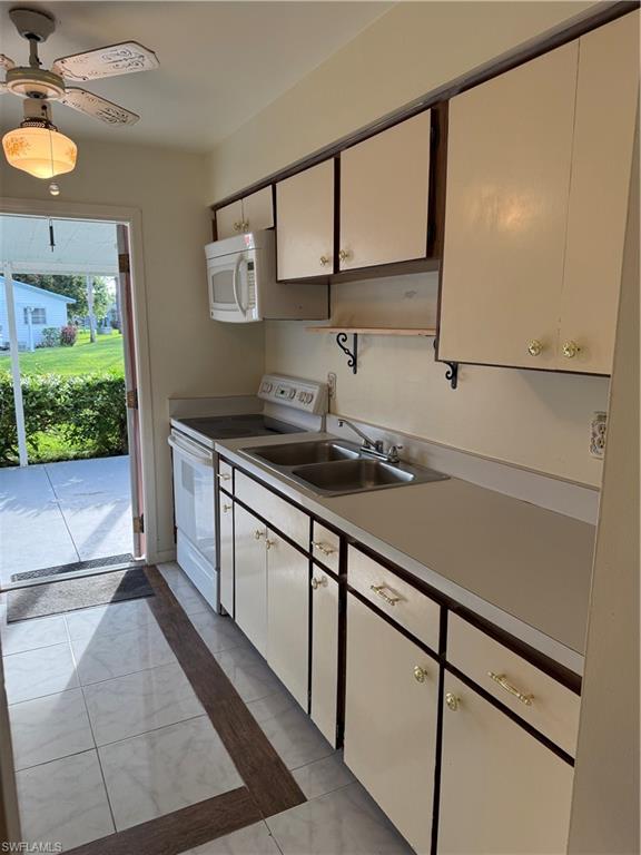 PINEWOOD CONDOMINIUM - Residential