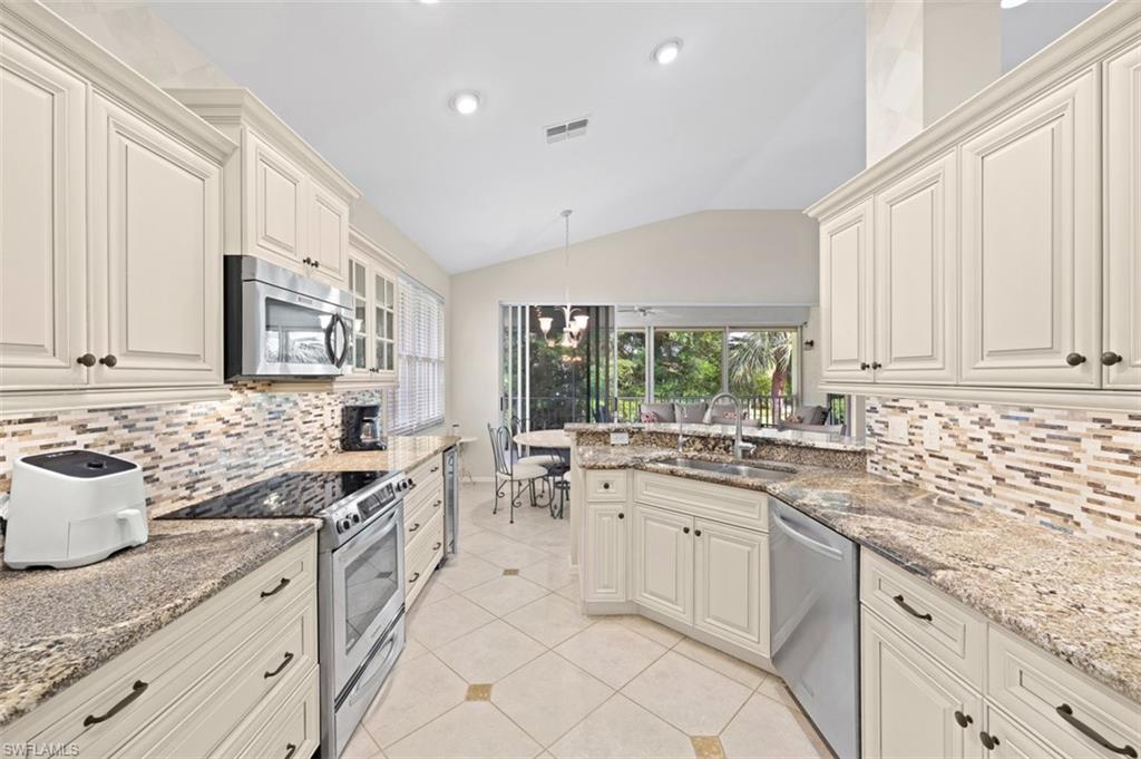 26950 Montego Pointe CT 201