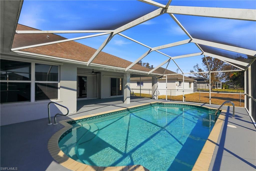 CAPE CORAL - Residential