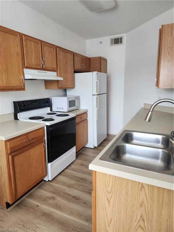 FAIRWAY PRESERVE - Residential