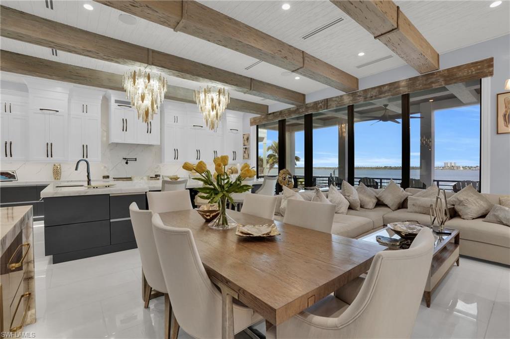 ISLAND SHORES - Residential