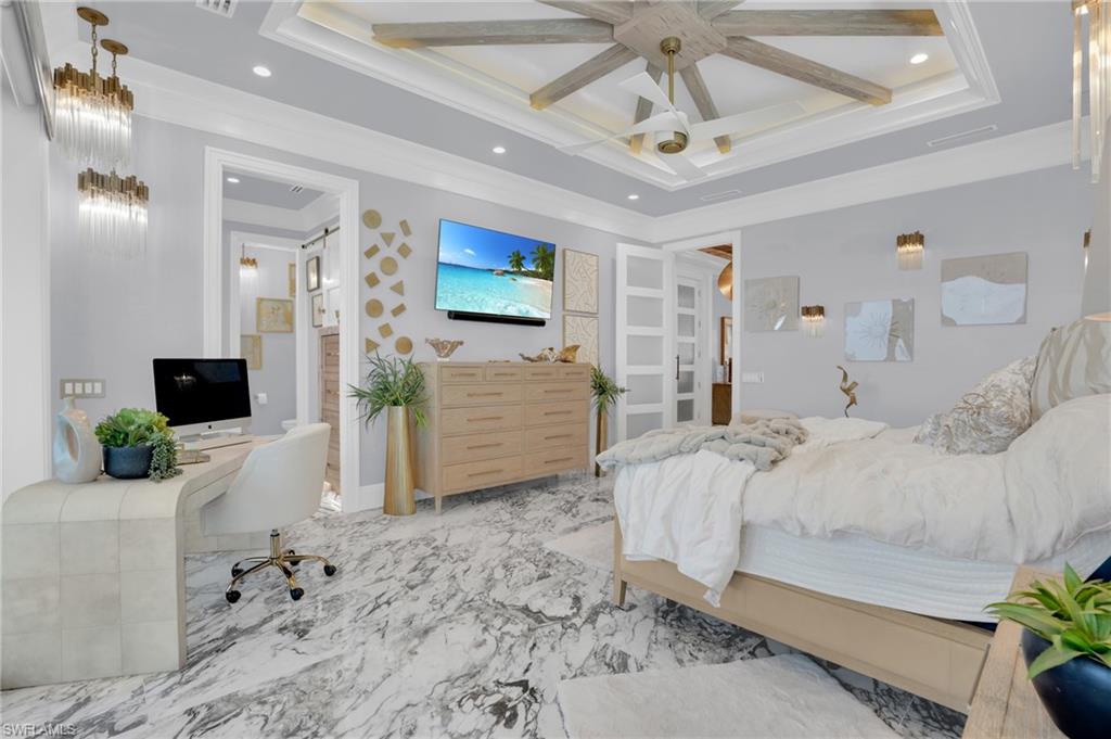 ISLAND SHORES - Residential