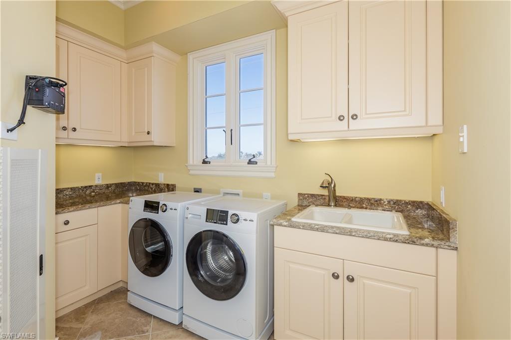 MARCO BEACH - Residential