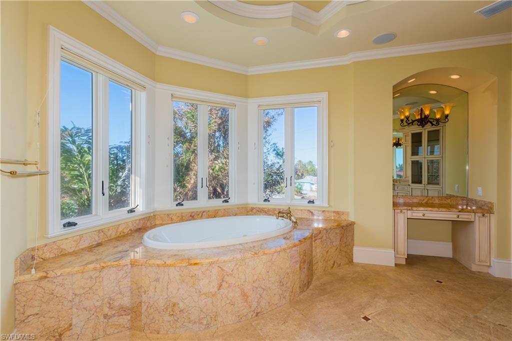 MARCO BEACH - Residential