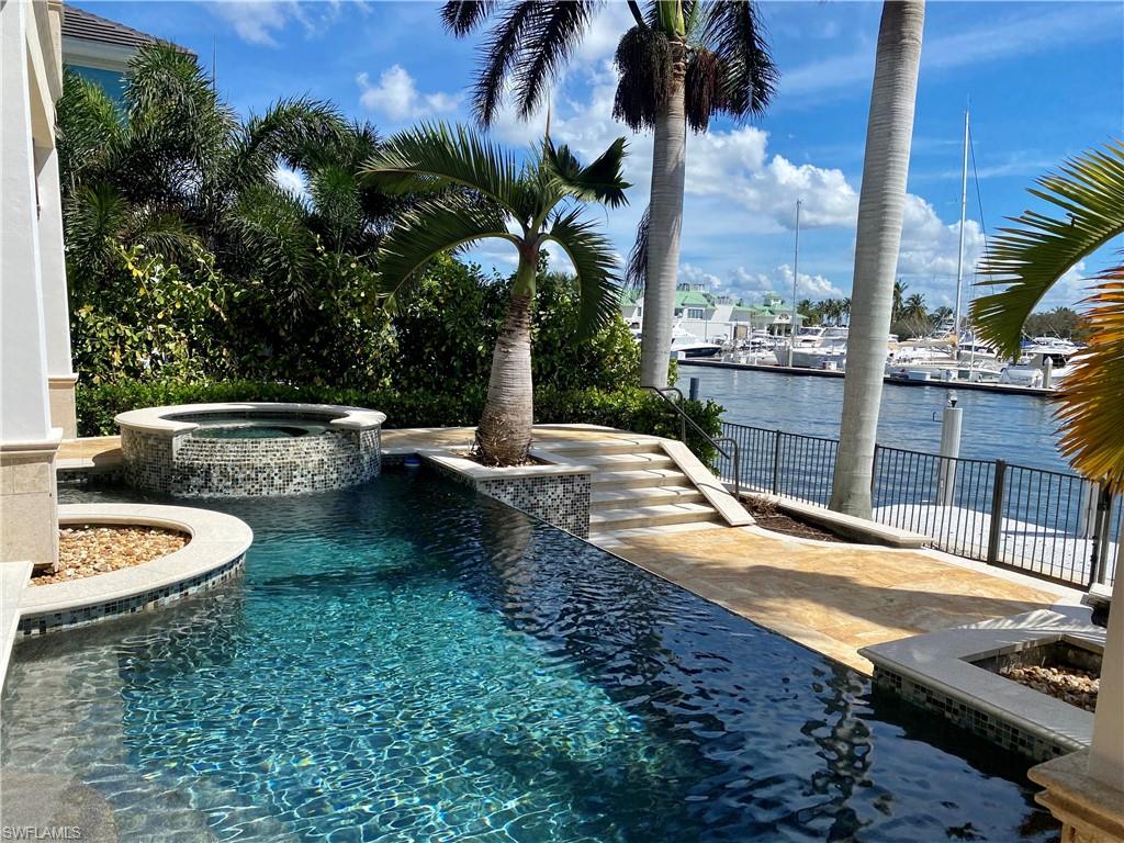 MARCO BEACH - Residential