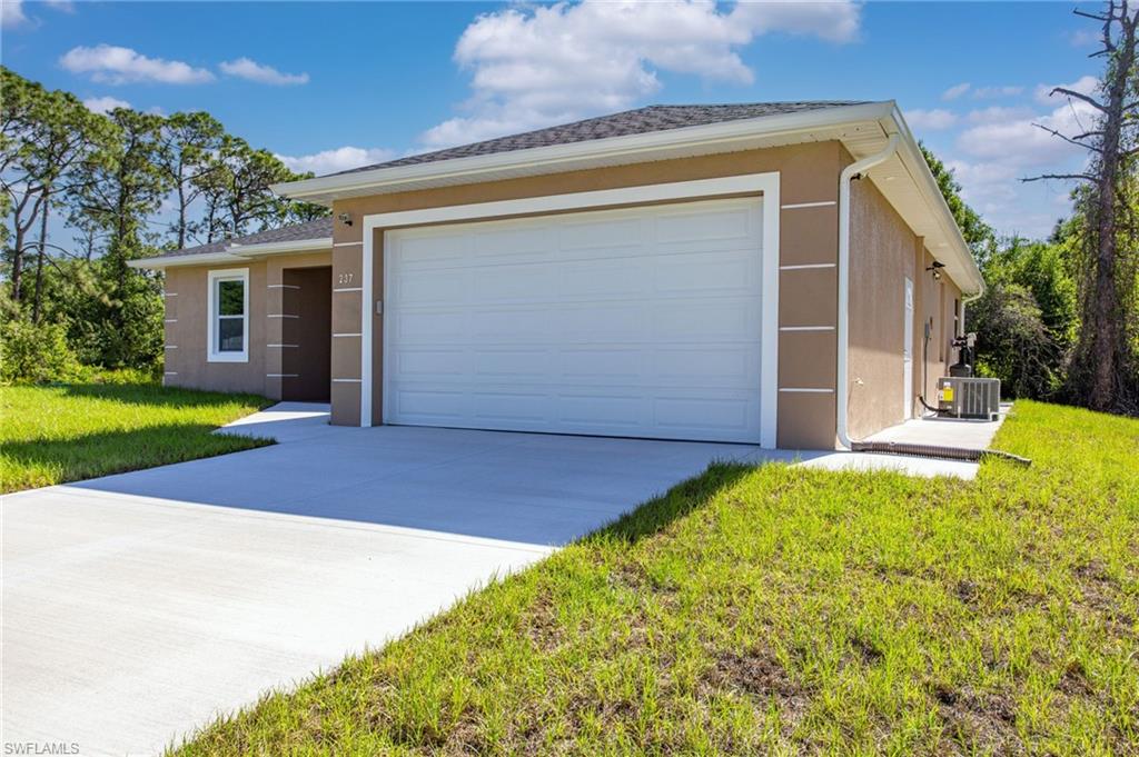LEHIGH ACRES - Residential