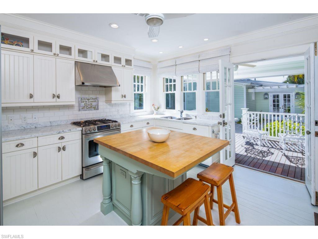 OLDE NAPLES - Residential