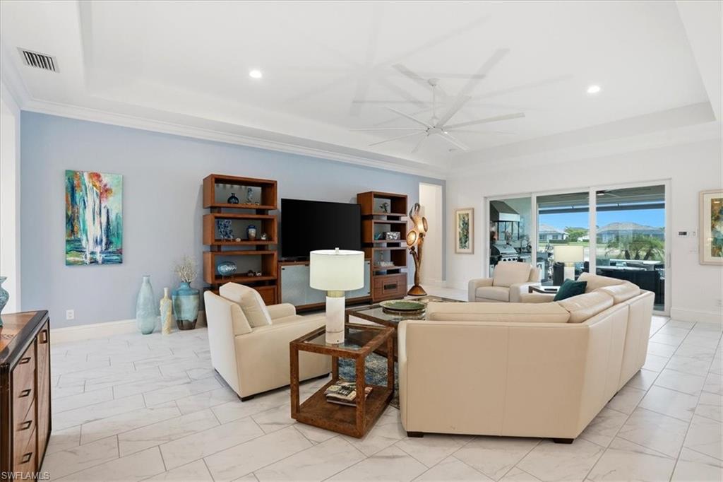 CRANE POINT - Residential
