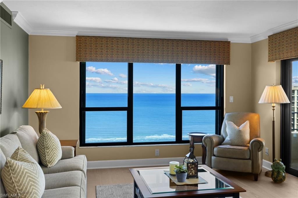 4451 Gulf Shore BLVD N 1901