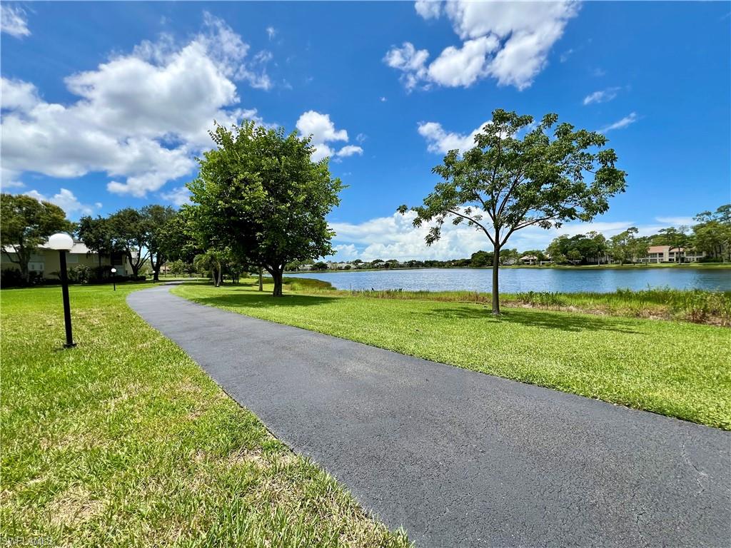 WINDSOR AT KINGS LAKE - Residential