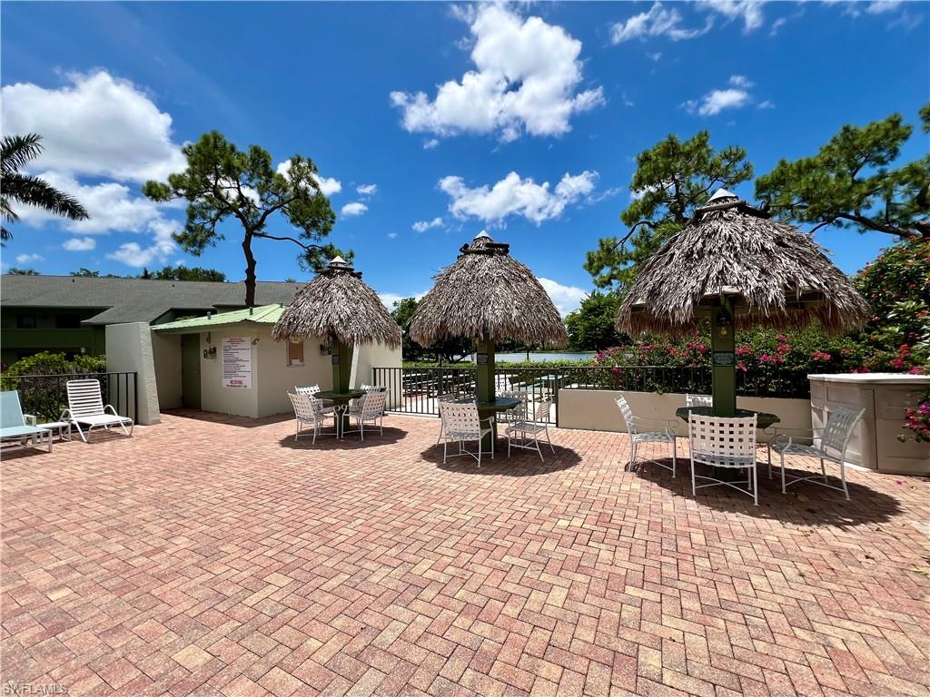 WINDSOR AT KINGS LAKE - Residential