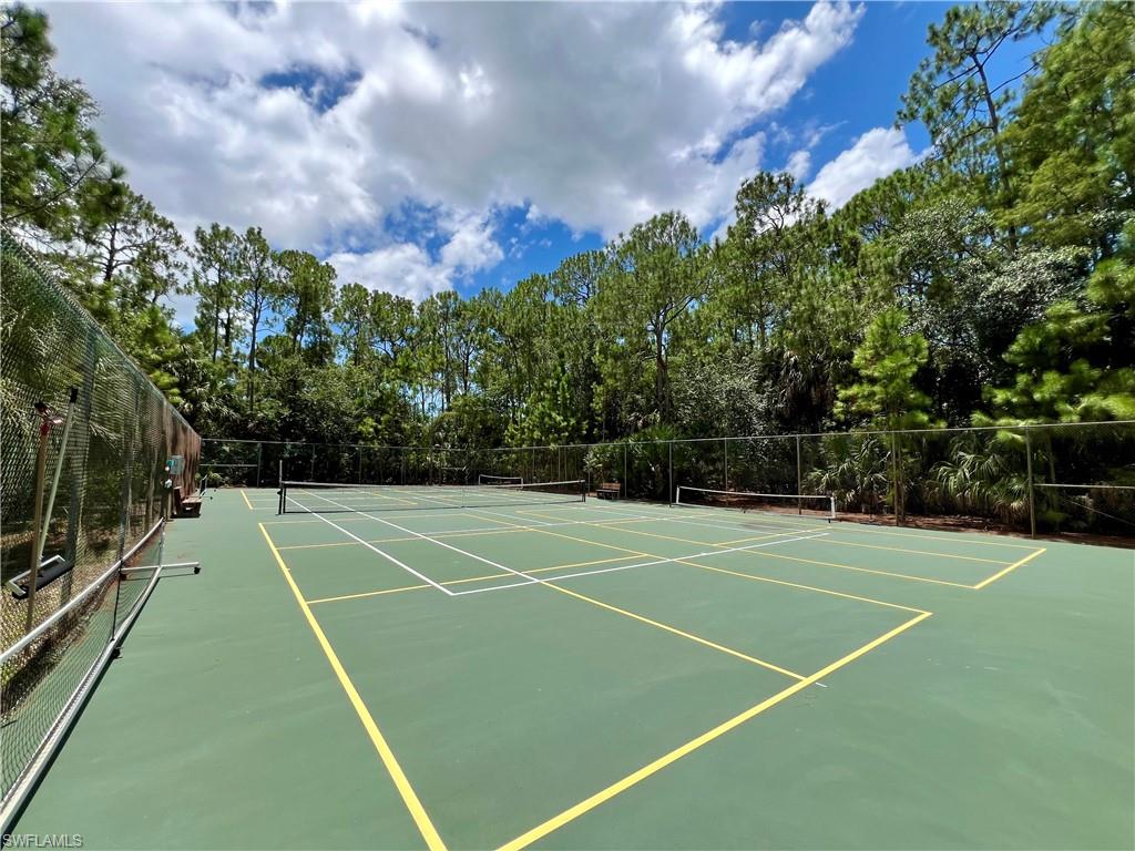 WINDSOR AT KINGS LAKE - Residential