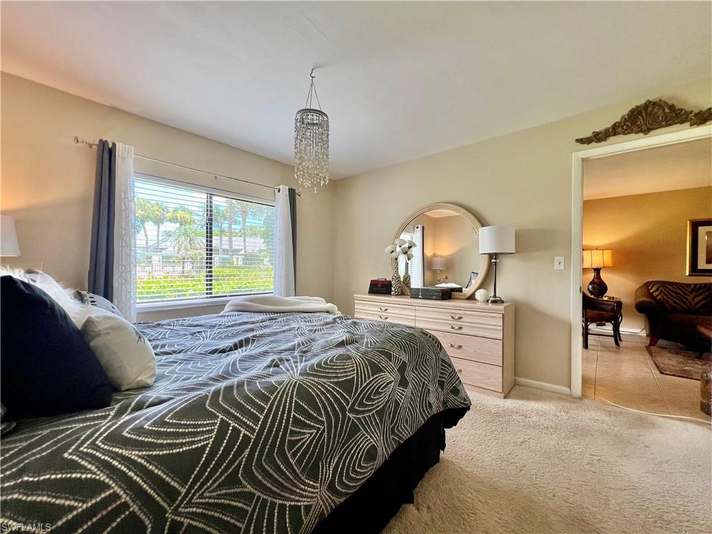 WINDSOR AT KINGS LAKE - Residential