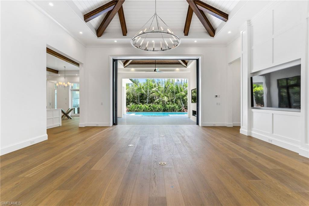 PARK SHORE - Residential