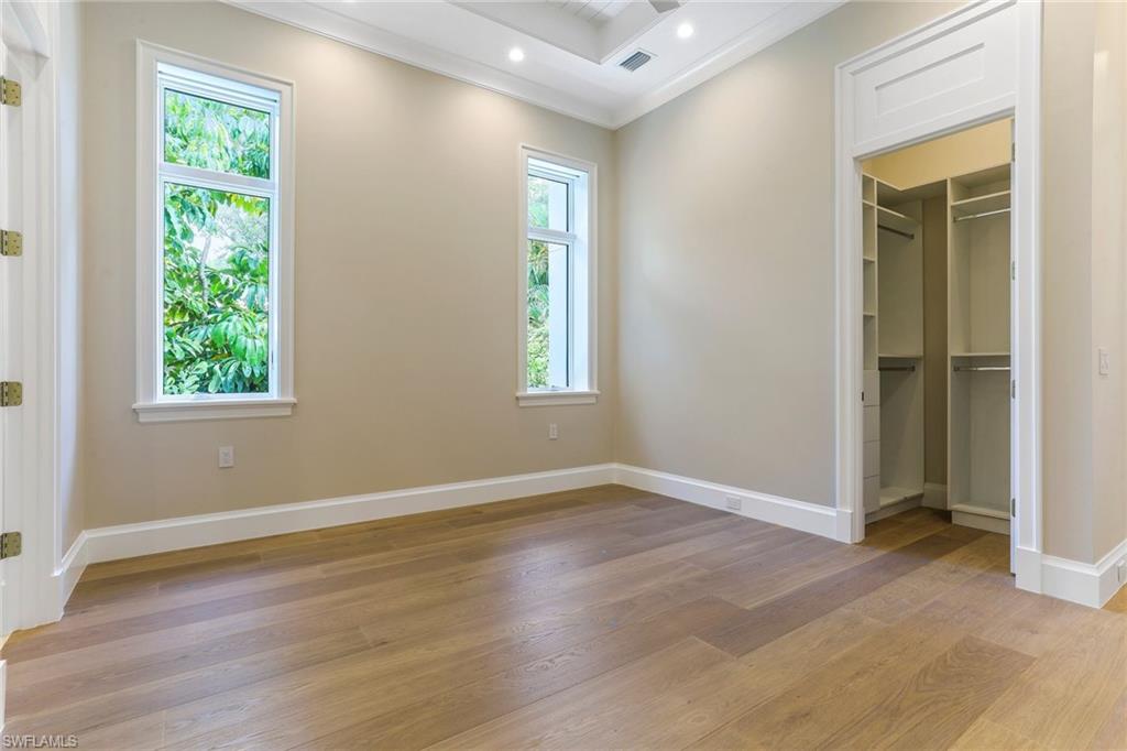 PARK SHORE - Residential