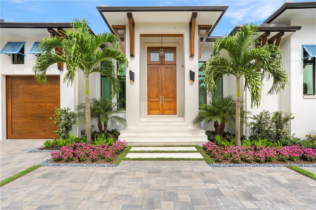 PARK SHORE - Residential