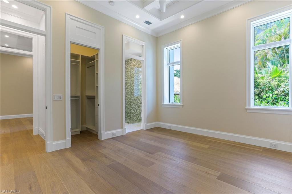 PARK SHORE - Residential