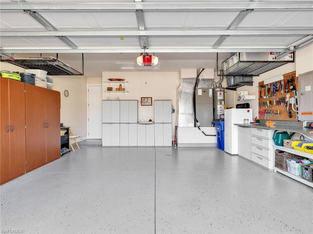 BELLE LAGO - Residential