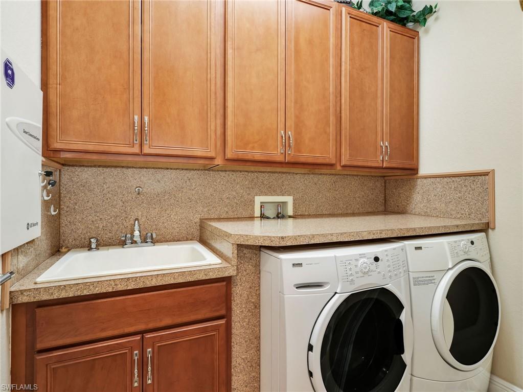 BELLE LAGO - Residential