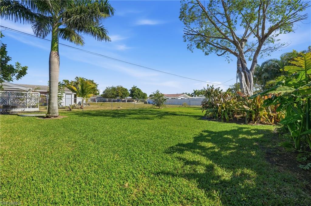 CAPE CORAL - Residential