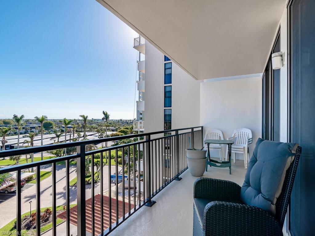 TRADEWINDS APTS OF MARCO ISLAND - Residential