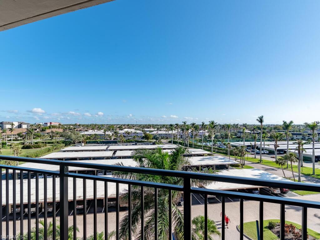 TRADEWINDS APTS OF MARCO ISLAND - Residential