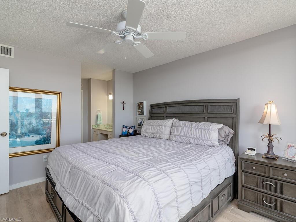 TRADEWINDS APTS OF MARCO ISLAND - Residential