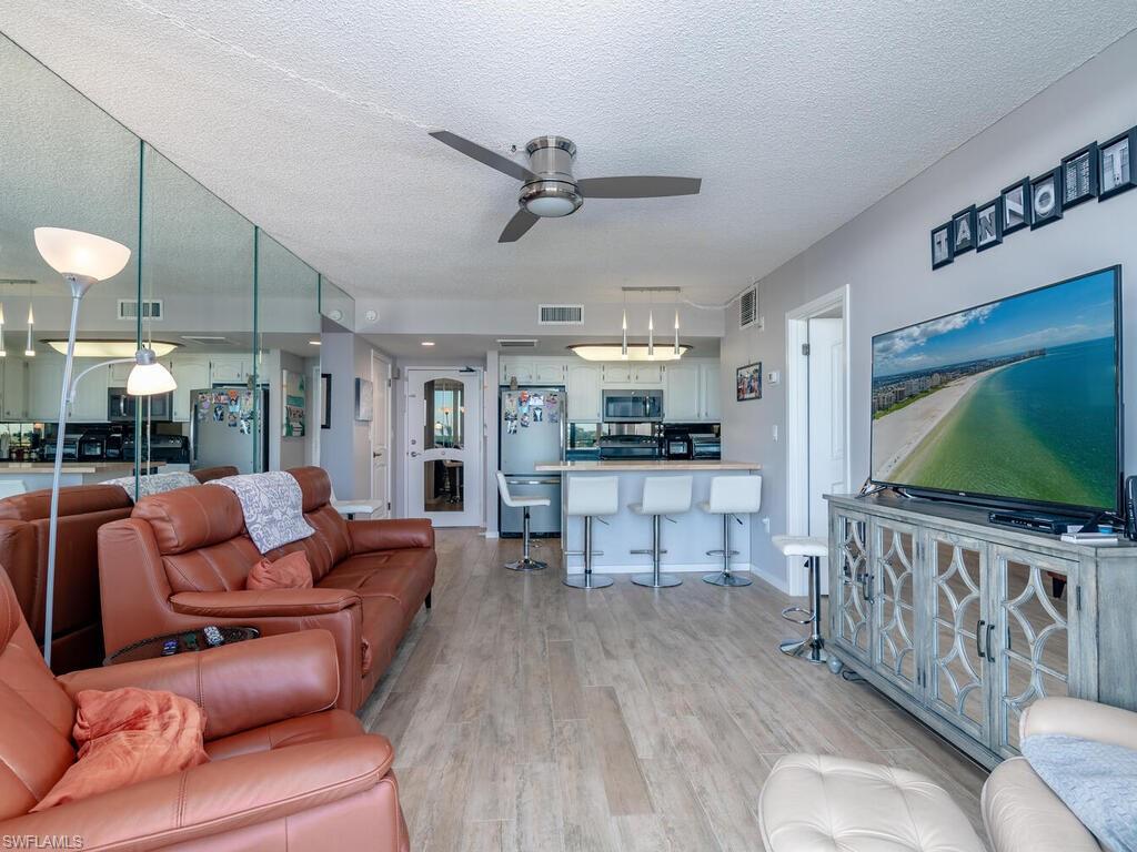 TRADEWINDS APTS OF MARCO ISLAND - Residential