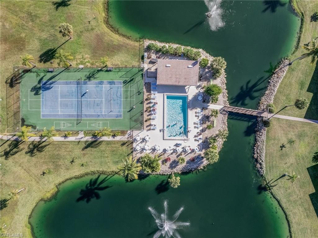 DAVIS LAKE CONDO - Residential