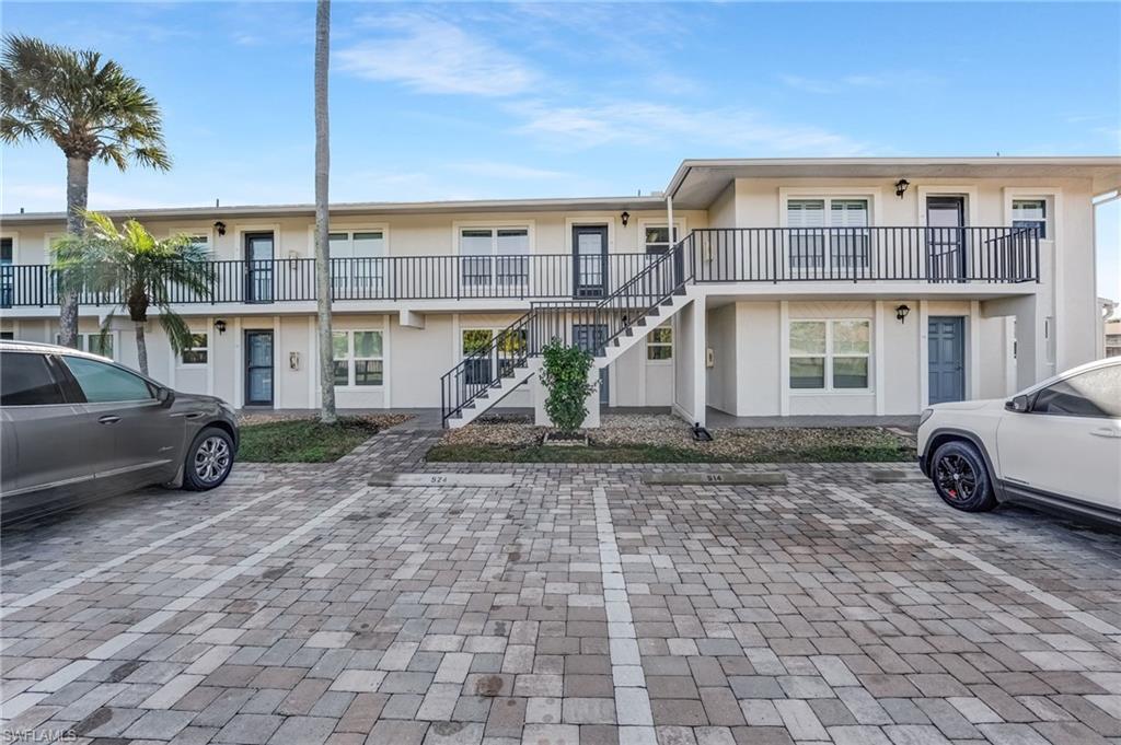 DAVIS LAKE CONDO - Residential