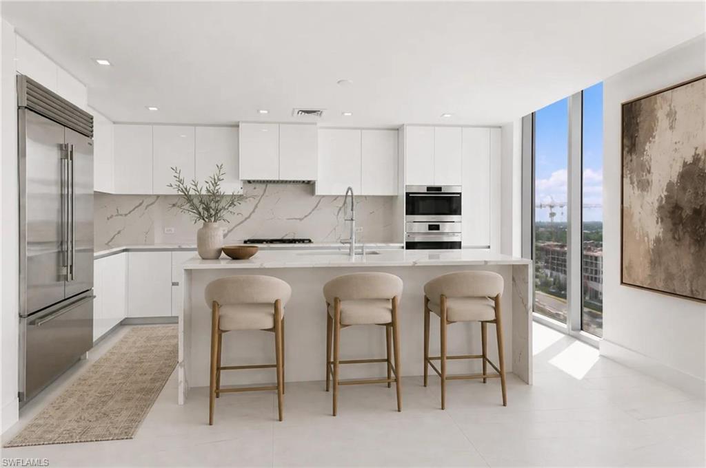 1925 Metropolitan BLVD 1204