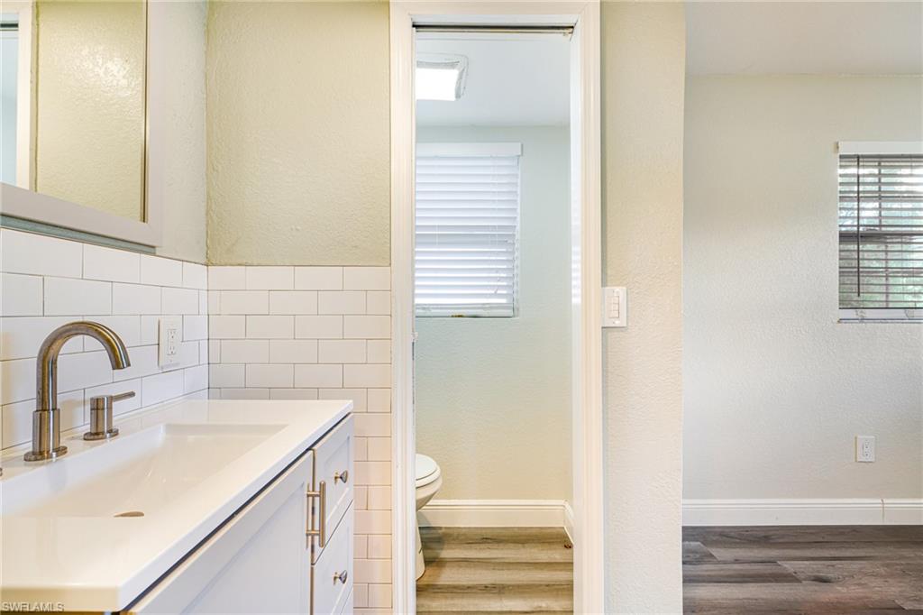FORT MYERS SHORES - Residential