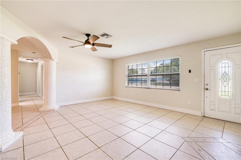 FORT MYERS SHORES - Residential