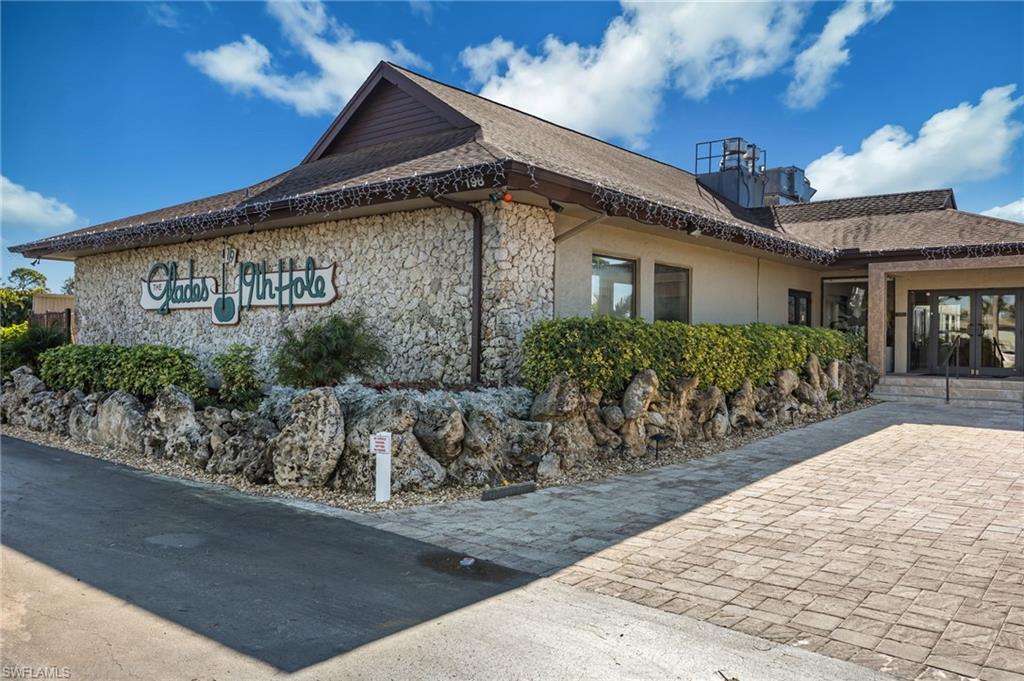 GLADES COUNTRY CLUB - Residential