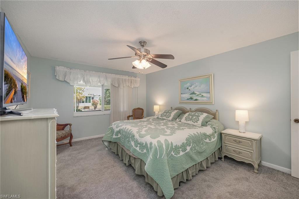 GLADES COUNTRY CLUB - Residential