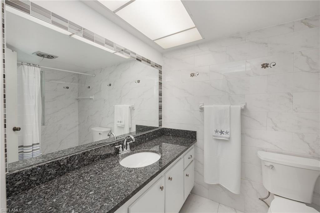 GLADES COUNTRY CLUB - Residential