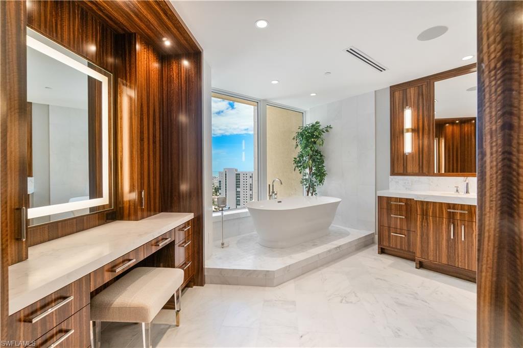 BRITTANY - Residential