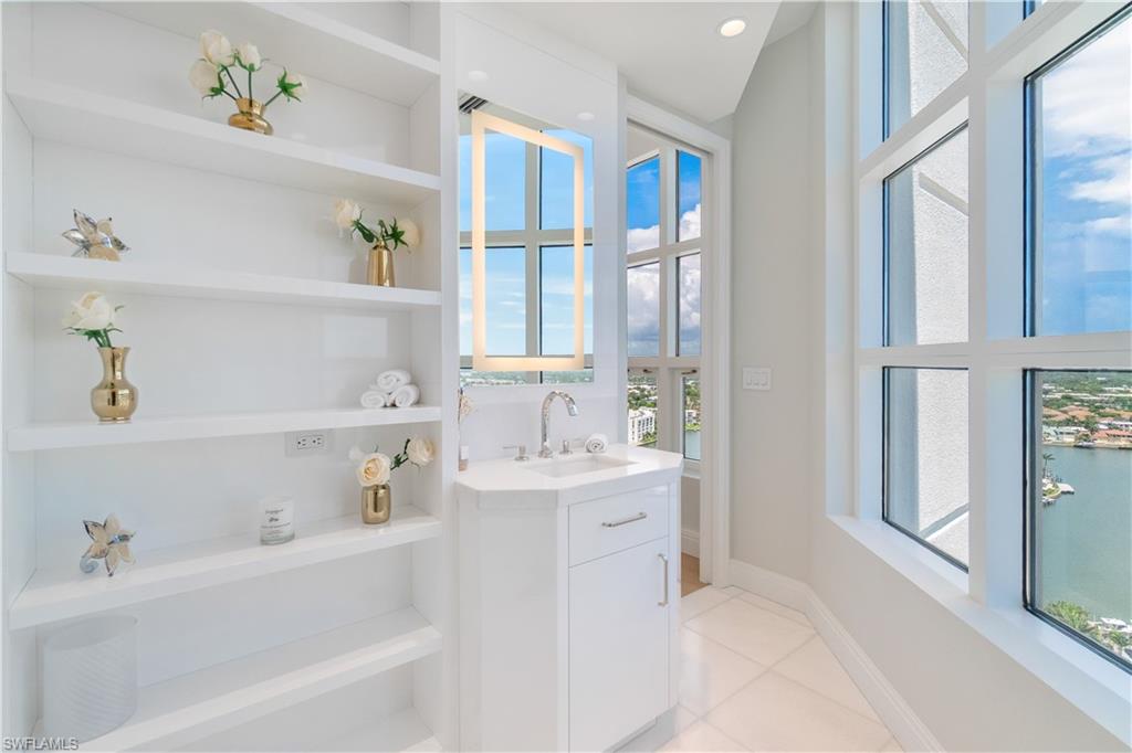 BRITTANY - Residential