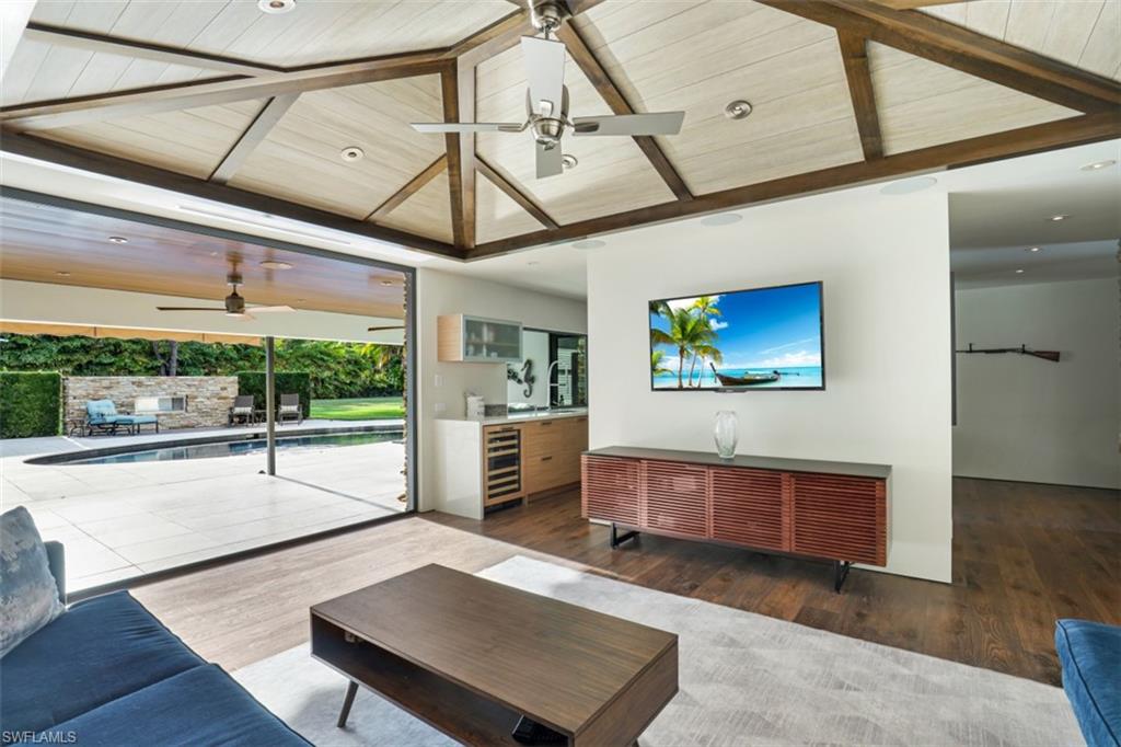 PINE RIDGE ESTATES - Residential