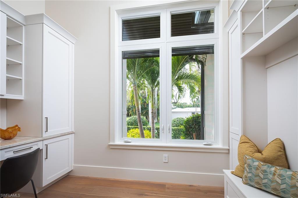 MOORINGS - Residential