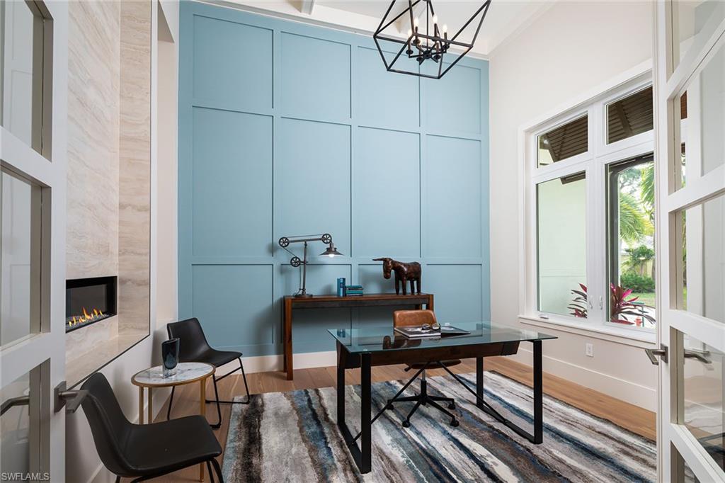 MOORINGS - Residential