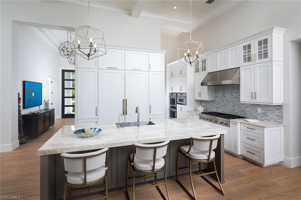 MOORINGS - Residential