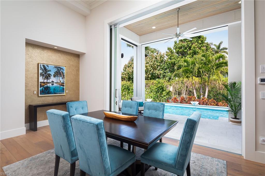 MOORINGS - Residential