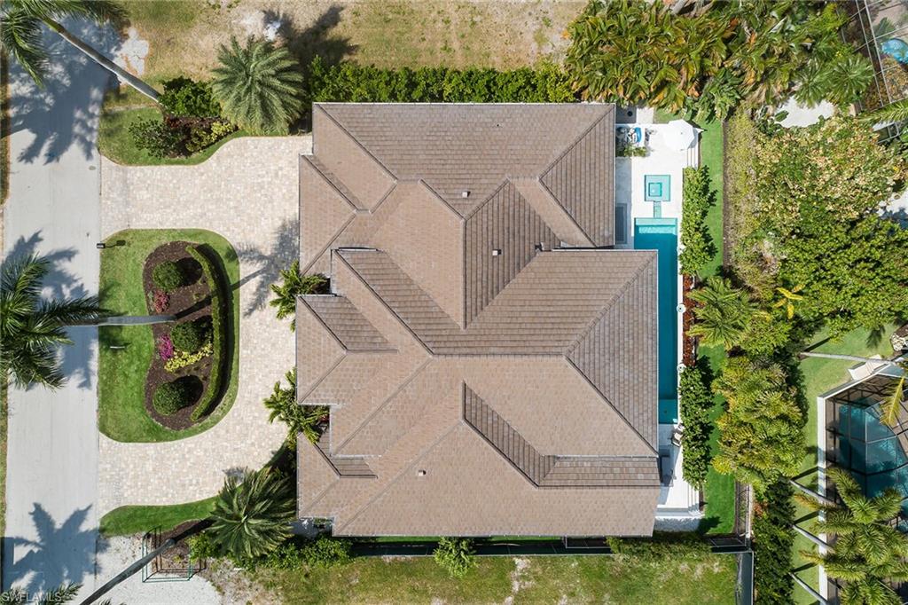 MOORINGS - Residential