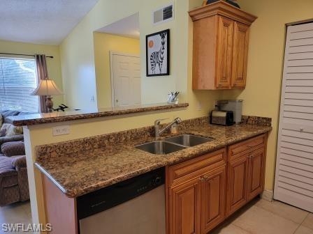 VENETIAN PALMS - Residential