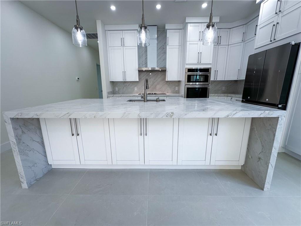 SUNSET HOMES - Residential