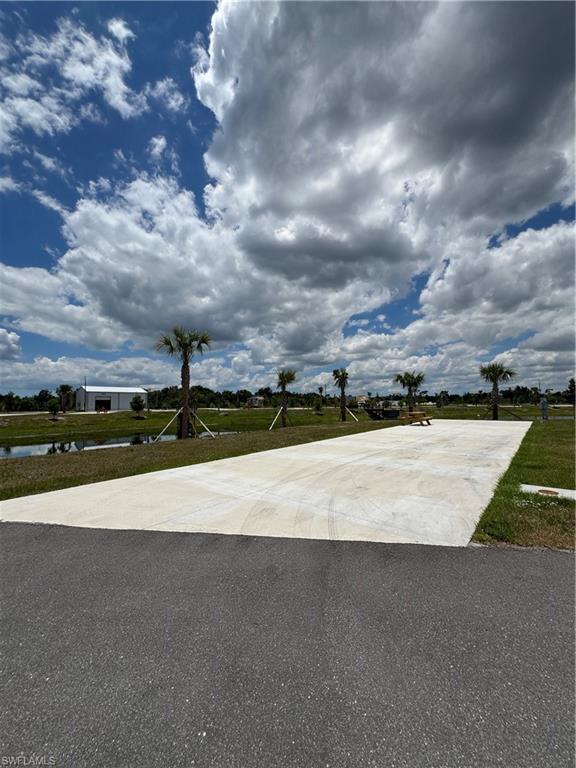PALM BREEZE - Land